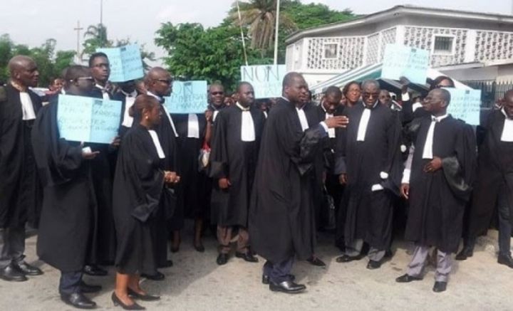 Blocage autour de leur statut : Les greffiers menacent à nouveau de paralyser les tribunaux